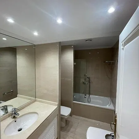 Duplex 240 Metros En Paseo Pereda Apartment