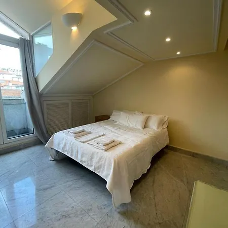 Duplex 240 Metros En Paseo Pereda Apartment