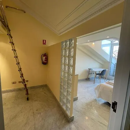 Duplex 240 Metros En Paseo Pereda * Santander